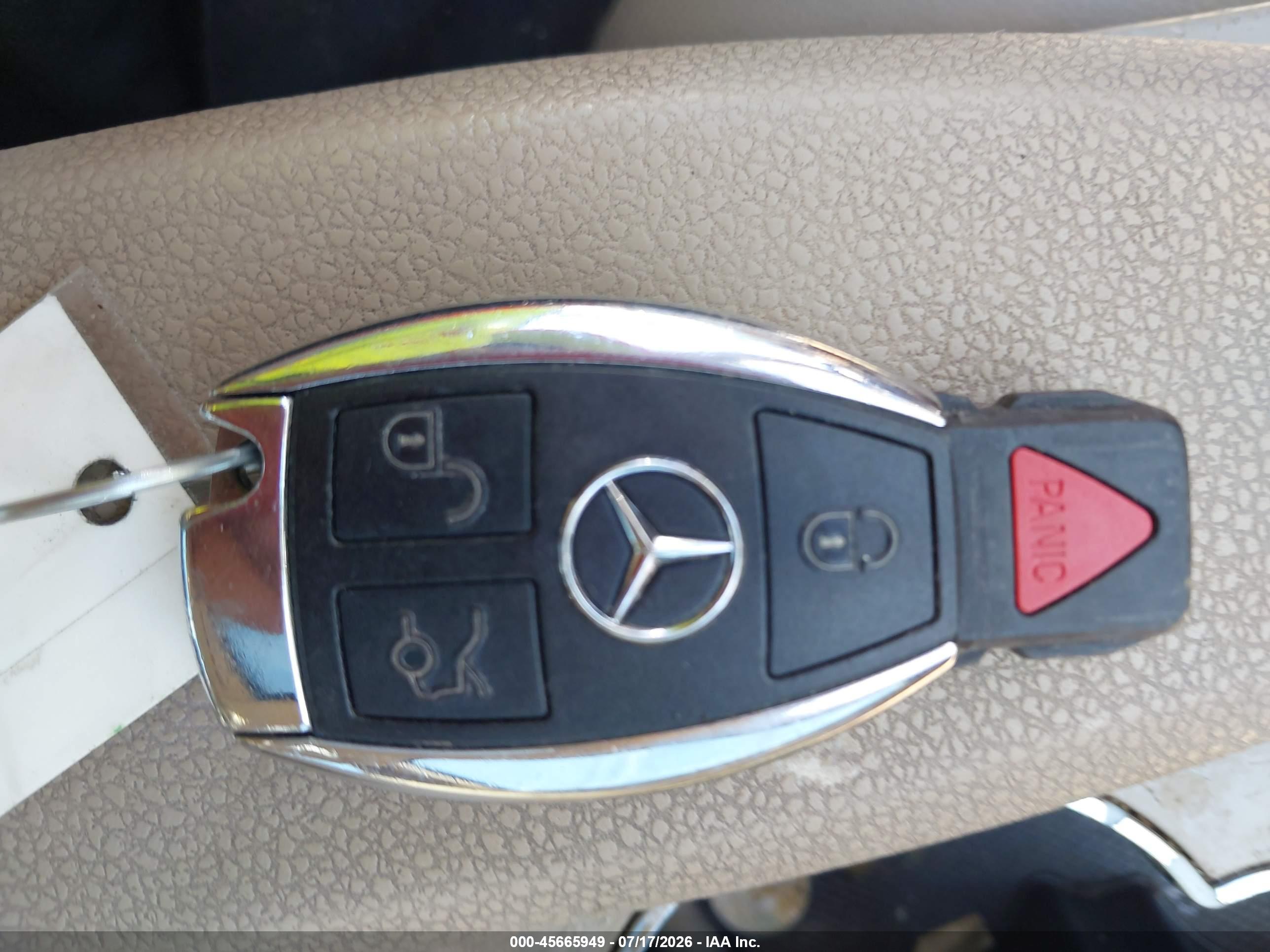 2010 MERCEDES-BENZ C 300 C300