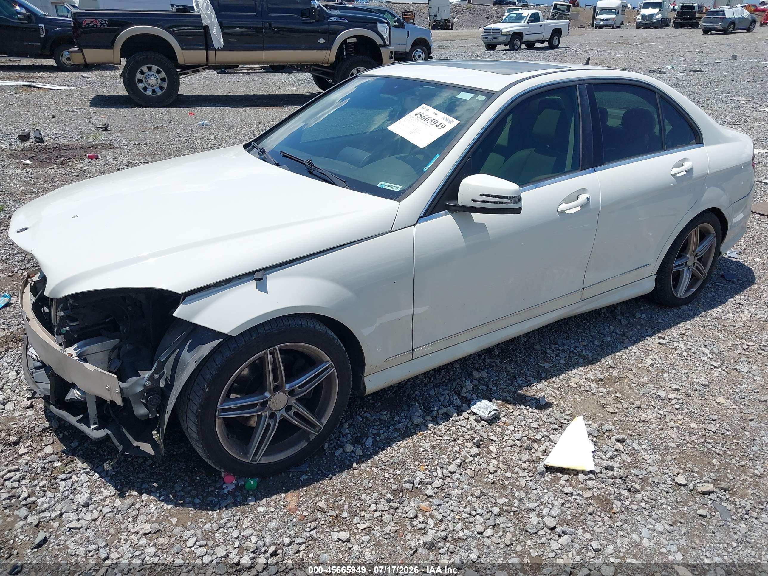 2010 MERCEDES-BENZ C 300 C300