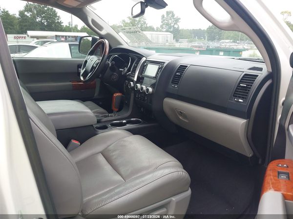 2019 TOYOTA SEQUOIA PLATINUM