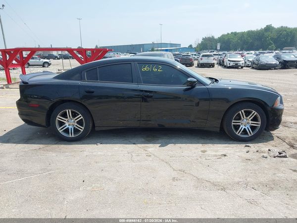 2013 DODGE CHARGER SXT
