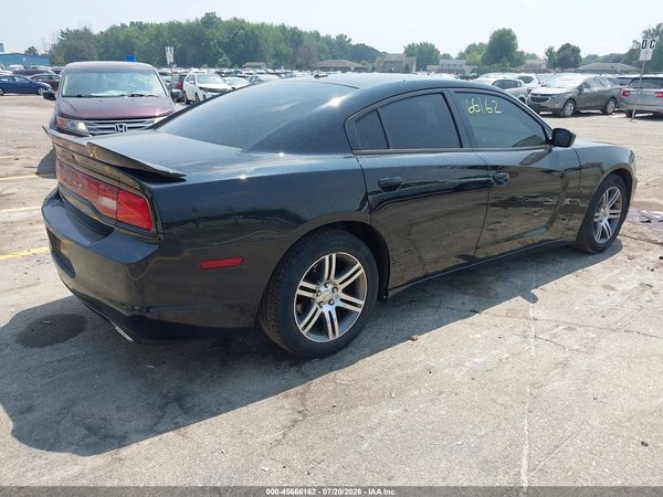 2013 DODGE CHARGER SXT