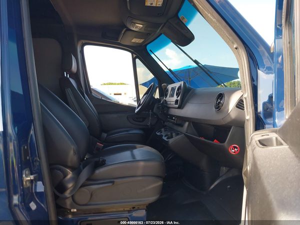 2024 MERCEDES-BENZ SPRINTER 2500