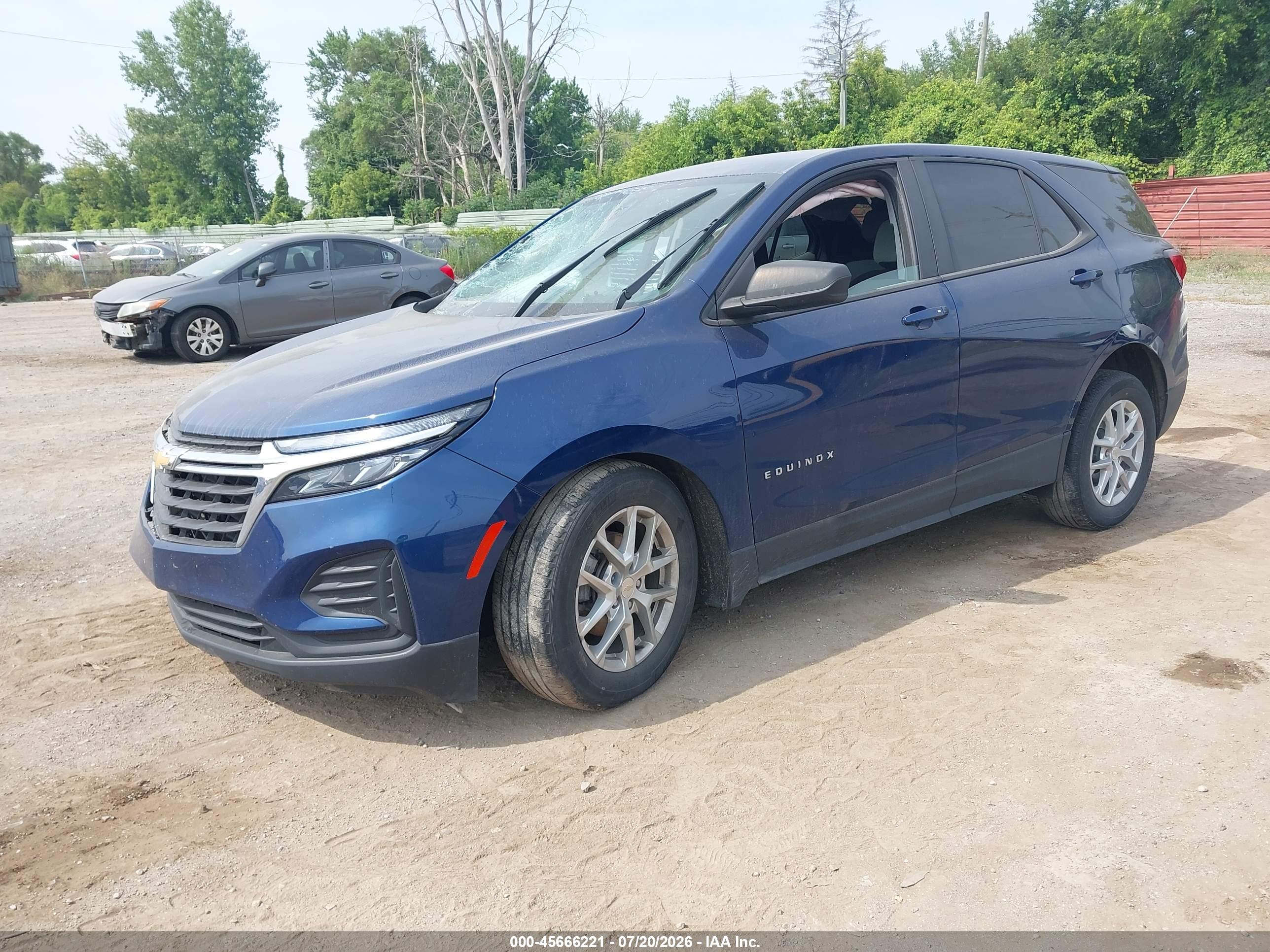 2022 CHEVROLET EQUINOX FWD LS — I2