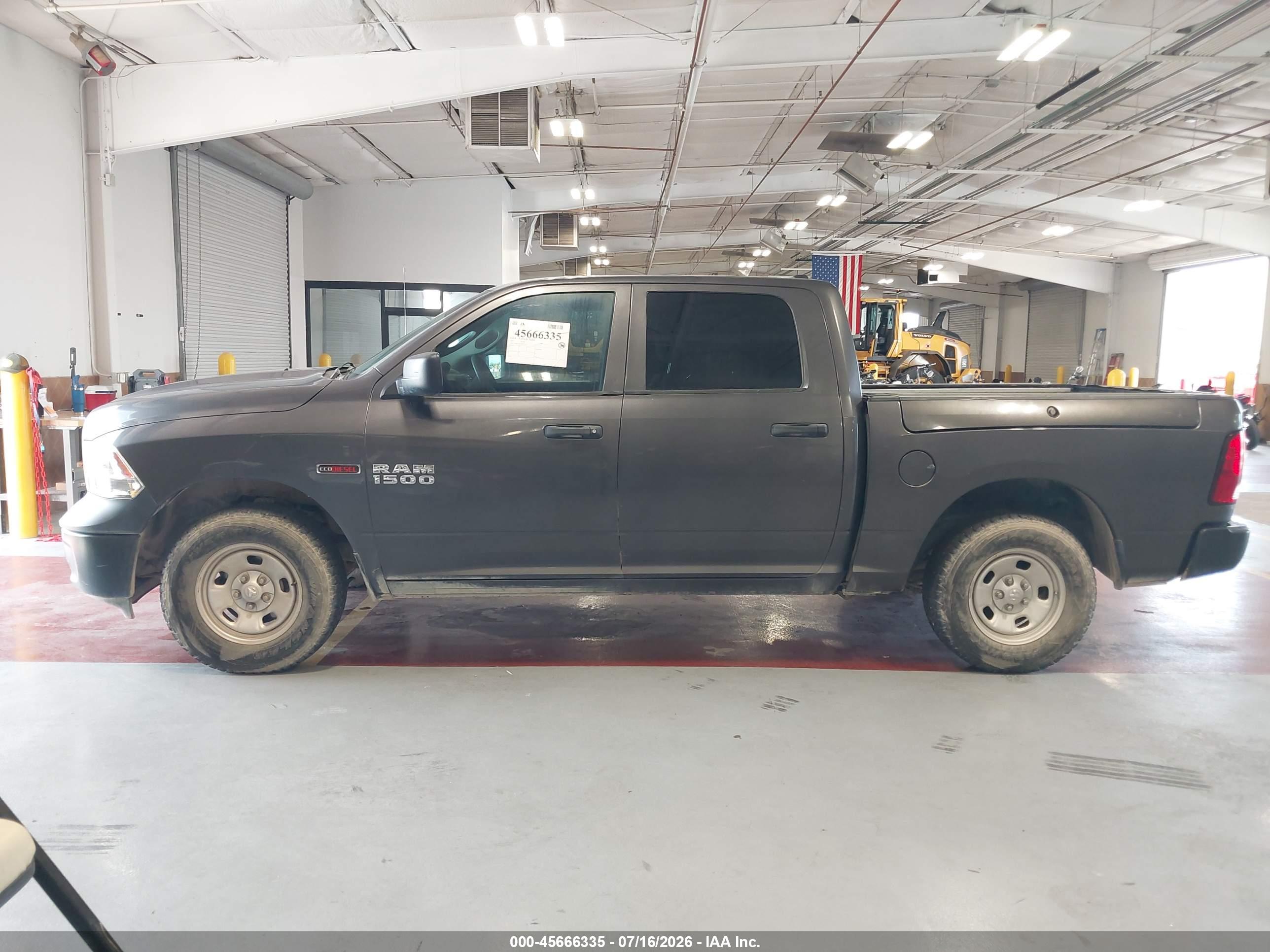 2017 RAM 1500 ST