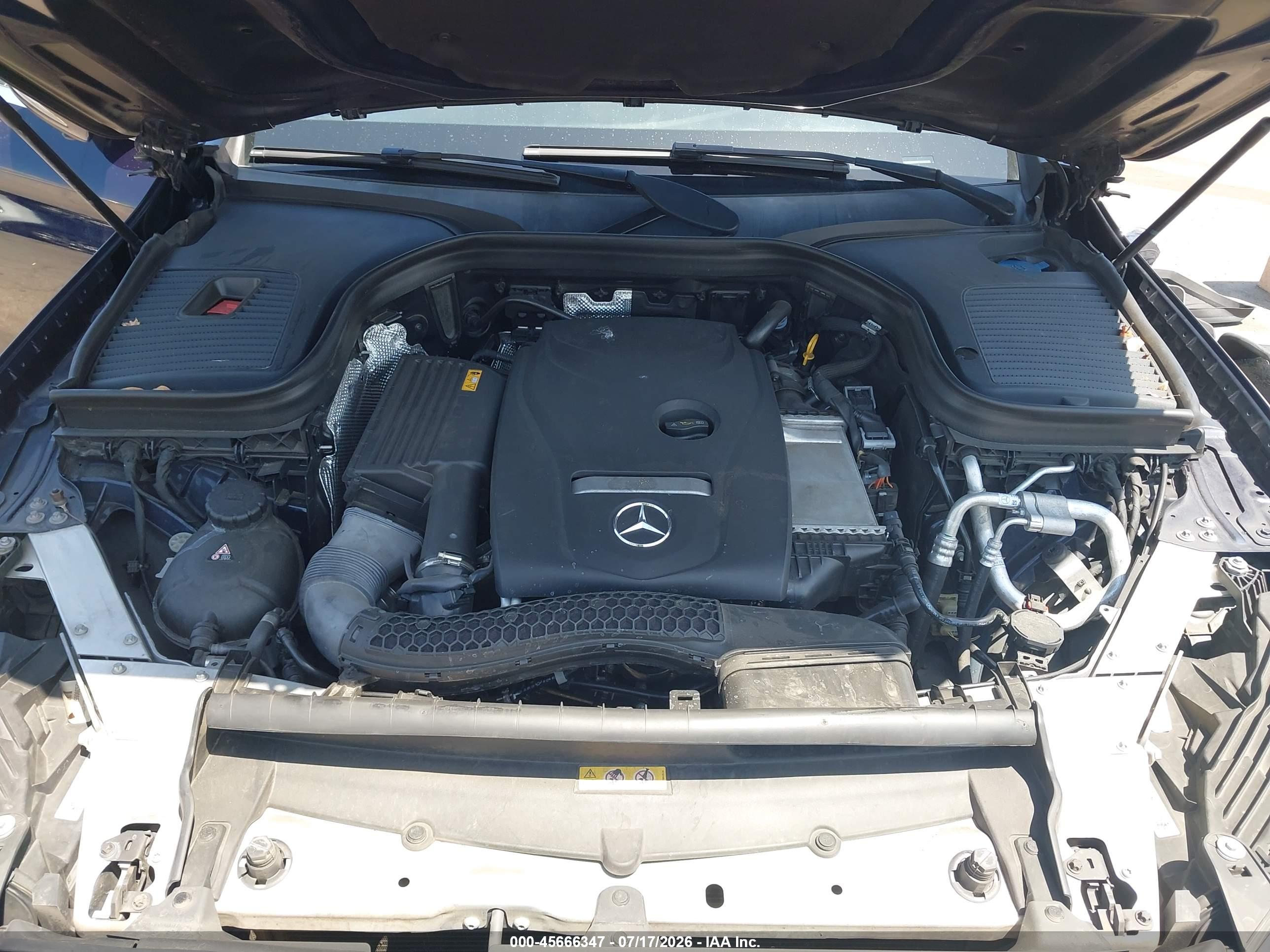2019 MERCEDES-BENZ GLC 300 GLC300