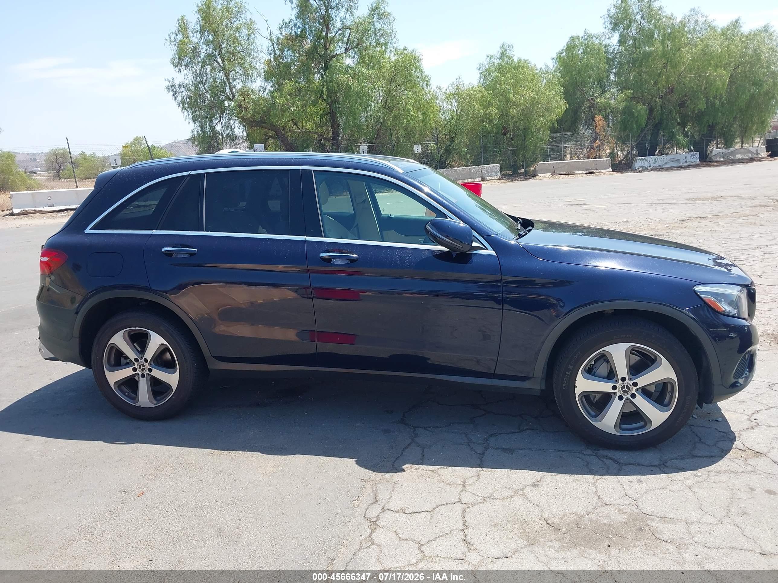 2019 MERCEDES-BENZ GLC 300 GLC300