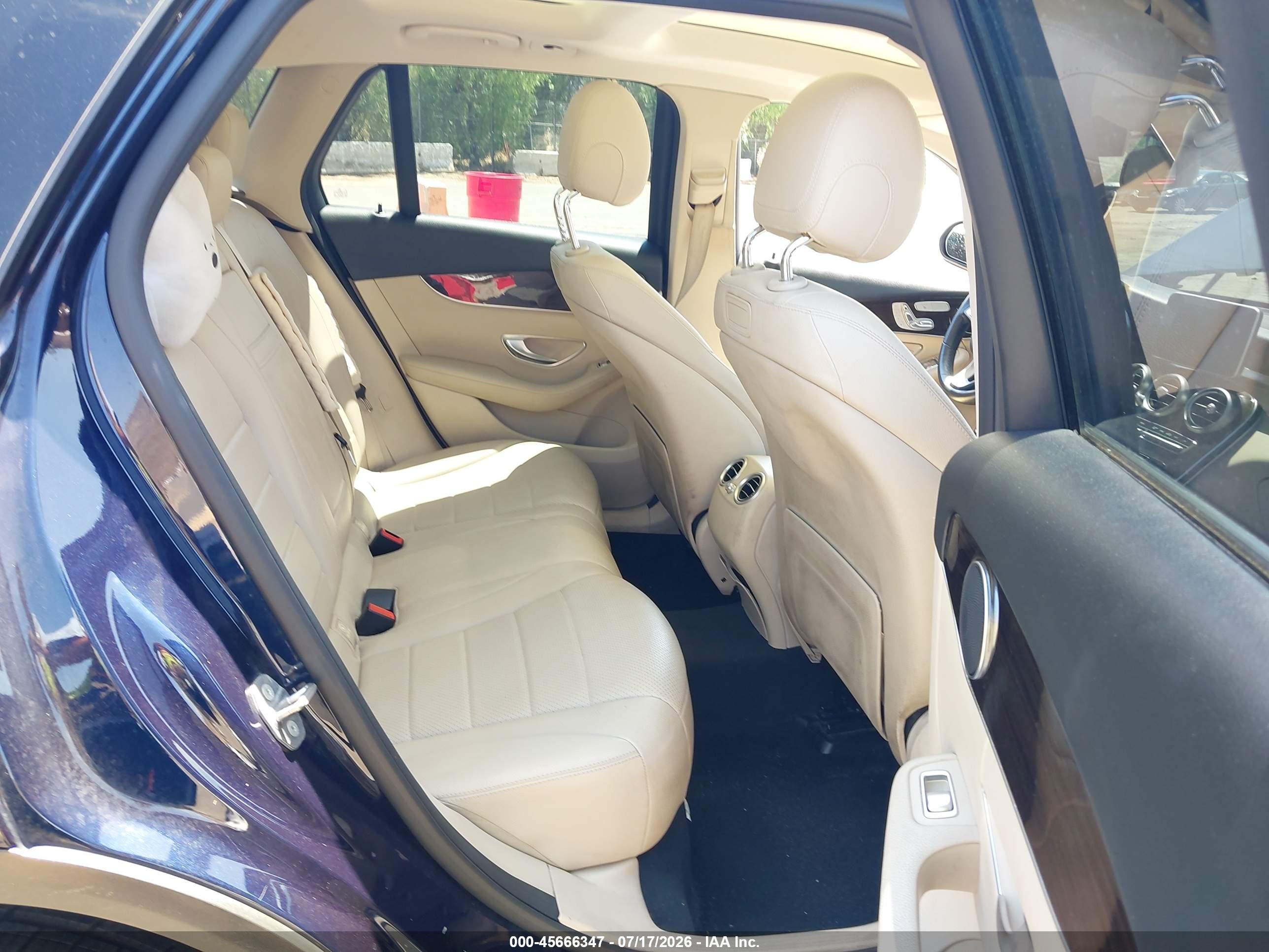 2019 MERCEDES-BENZ GLC 300 GLC300