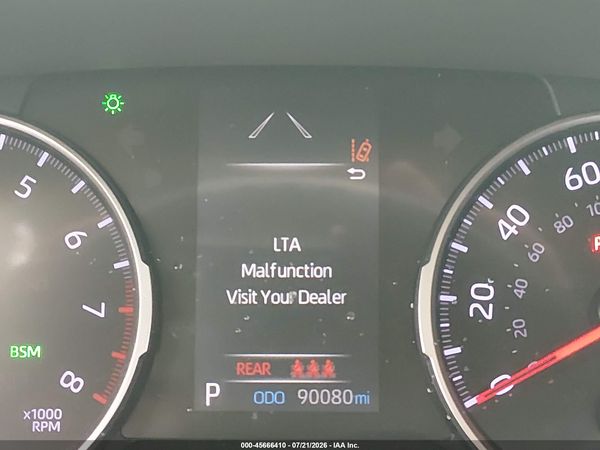 2019 TOYOTA RAV4 XLE