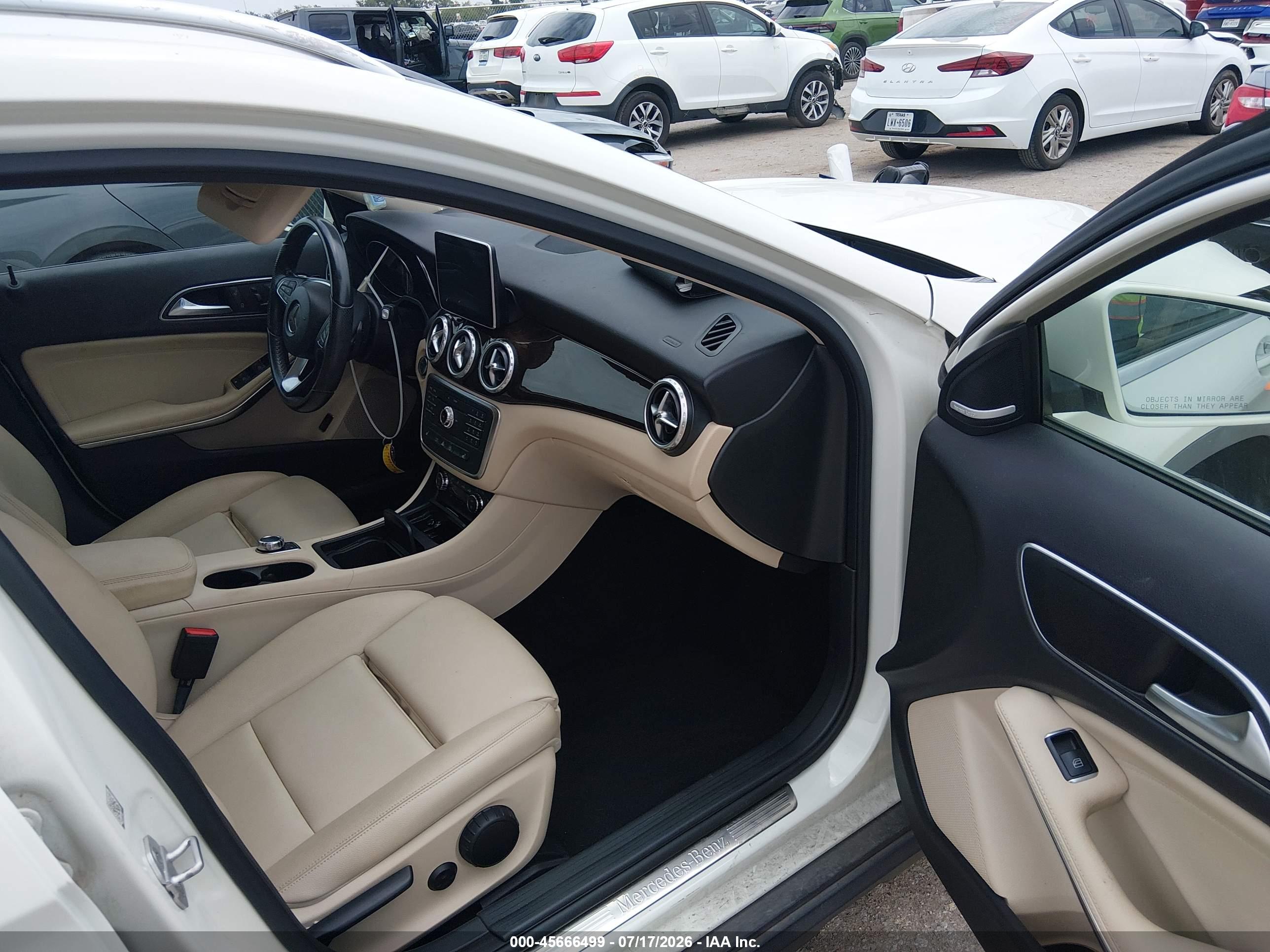 2016 MERCEDES-BENZ GLA 250 GLA250