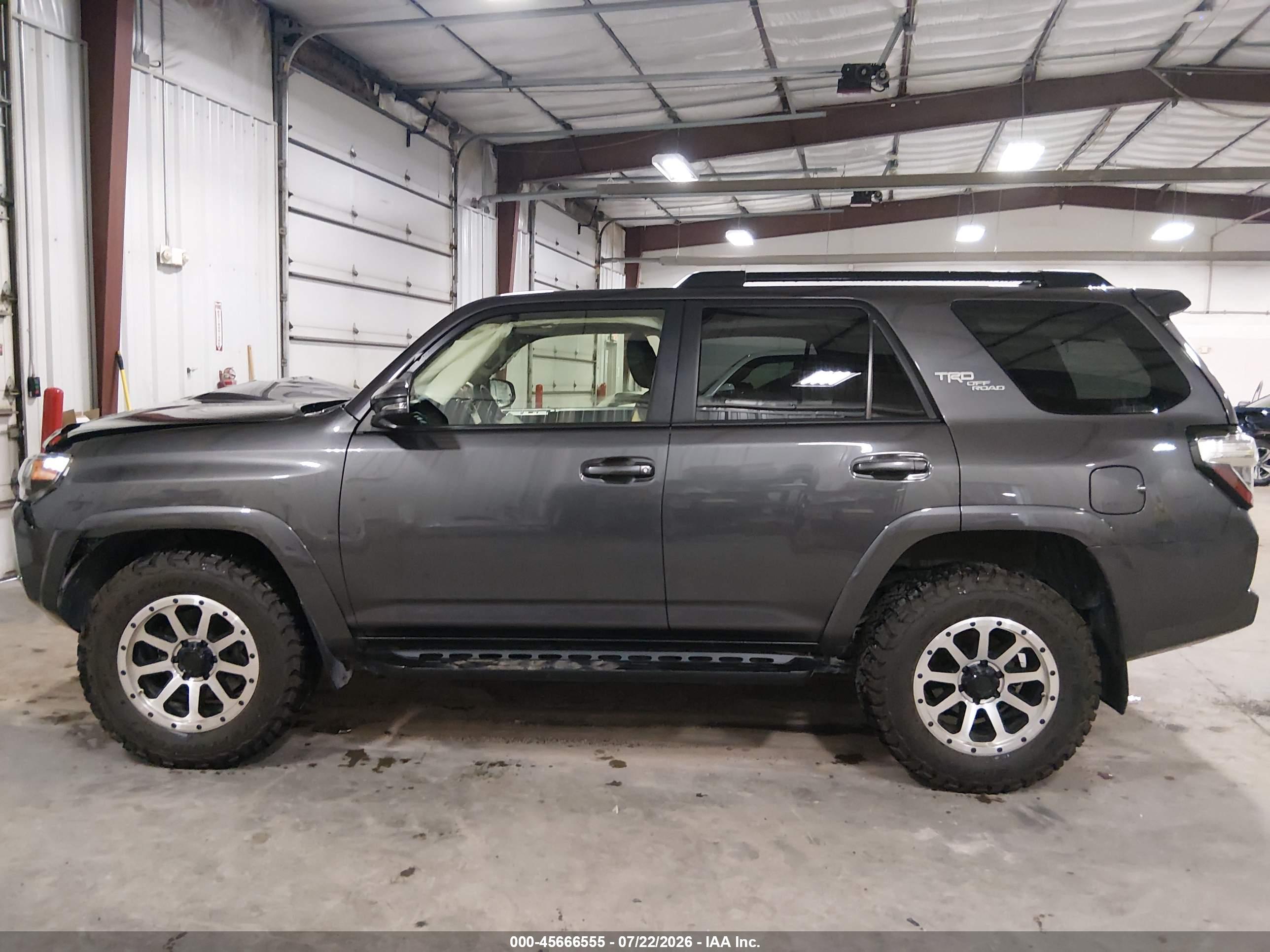 2020 TOYOTA 4RUNNER TRD OFF ROAD PREMIUM