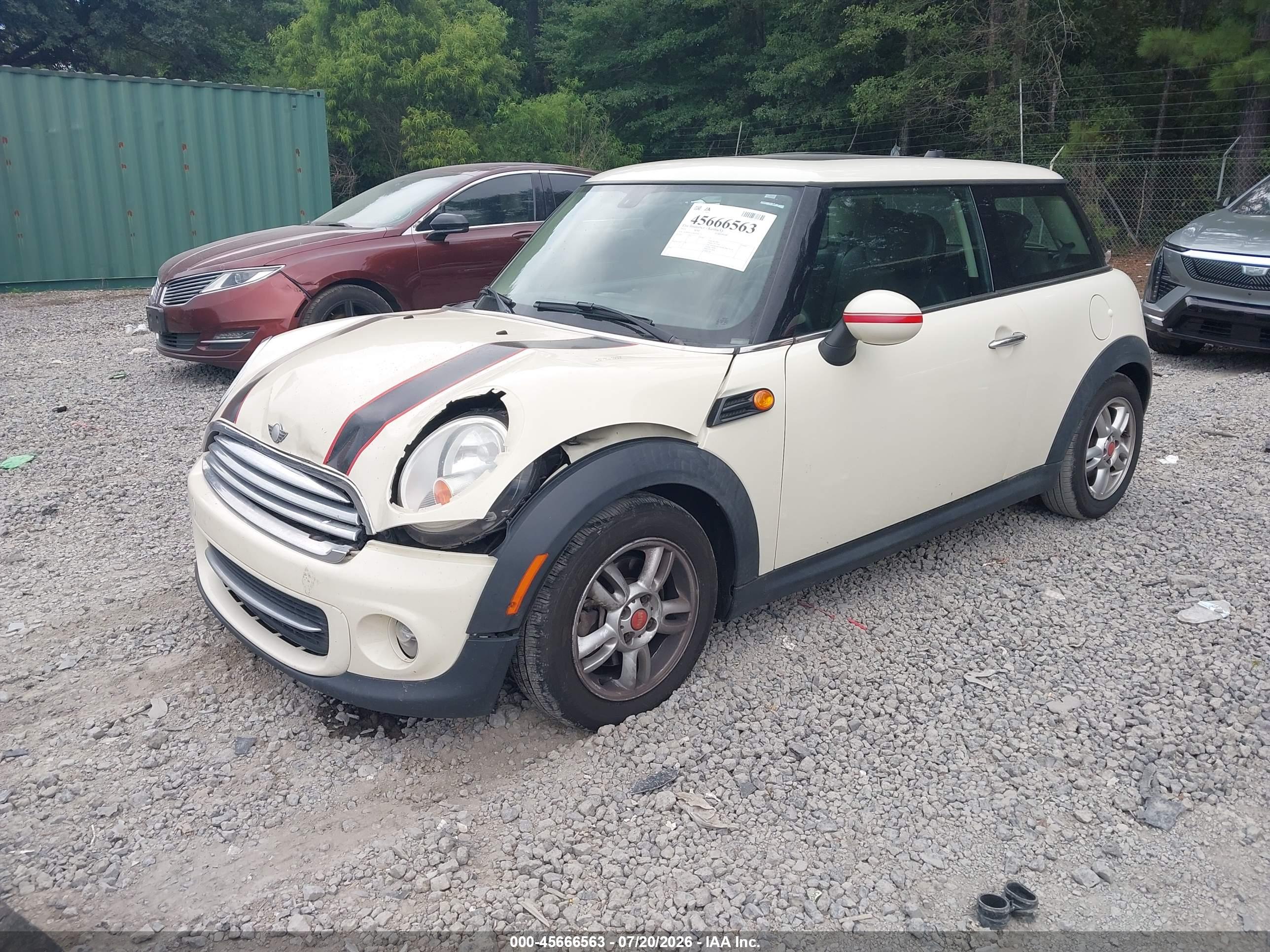 2013 MINI HARDTOP COOPER