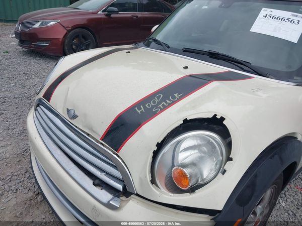 2013 MINI HARDTOP COOPER