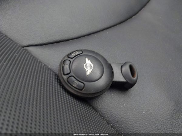 2013 MINI HARDTOP COOPER