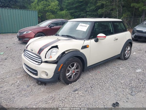 2013 MINI HARDTOP