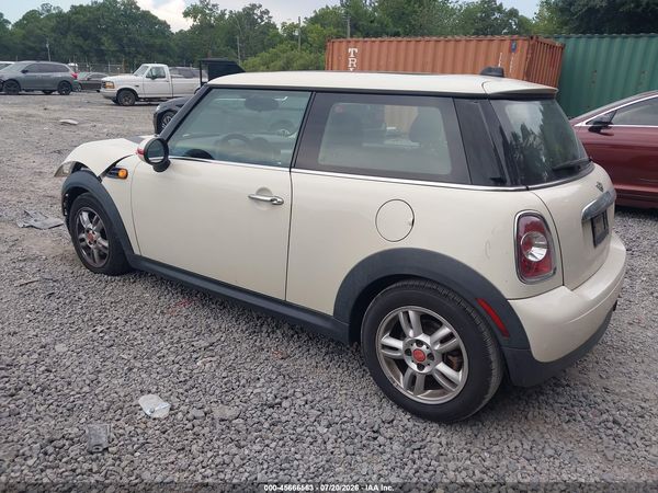 2013 MINI HARDTOP COOPER