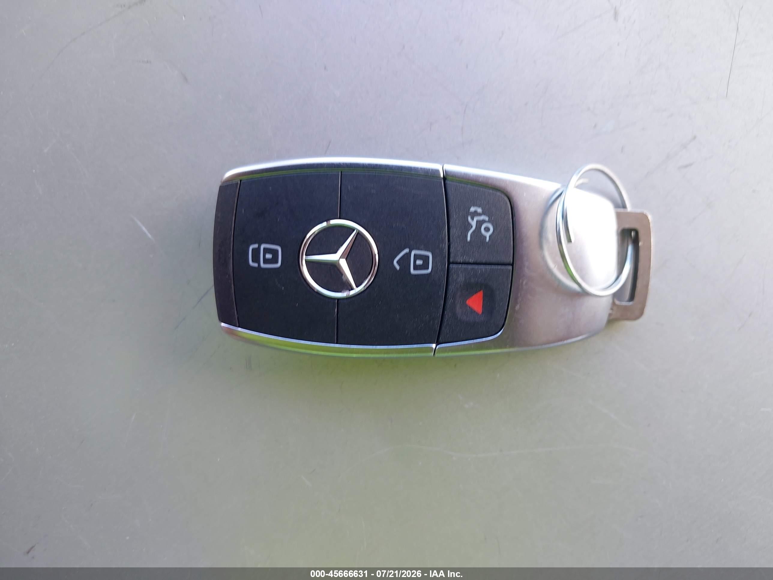 2019 MERCEDES-BENZ C 300 C300