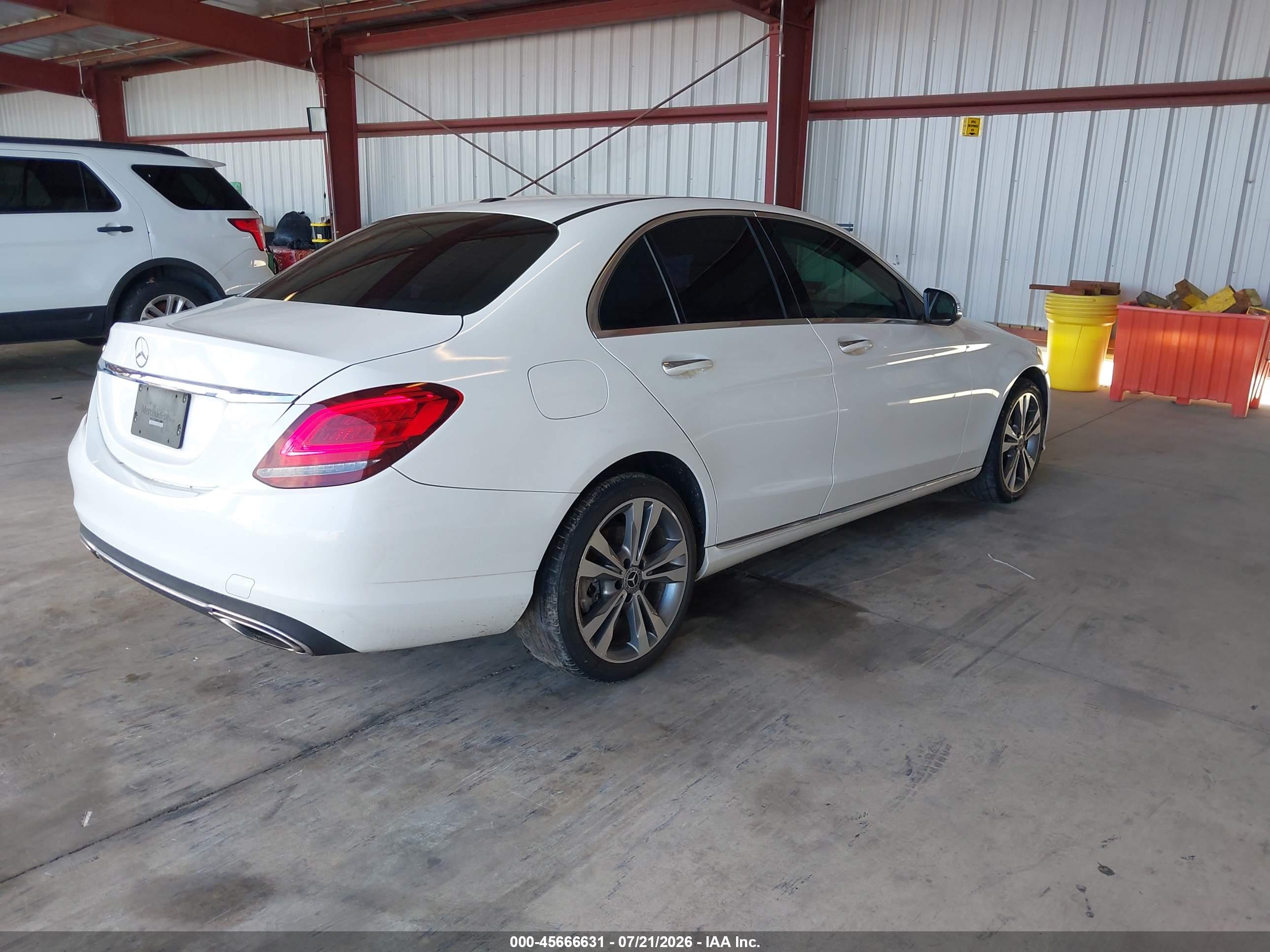 2019 MERCEDES-BENZ C 300 C300