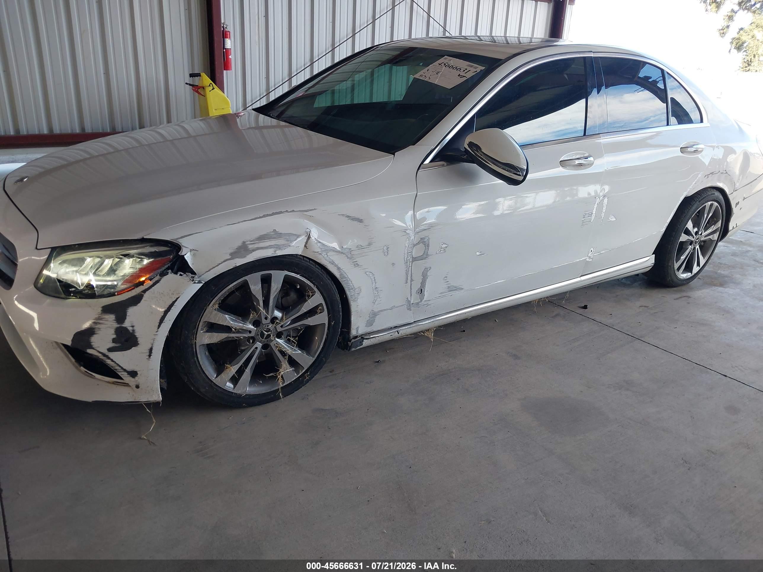 2019 MERCEDES-BENZ C 300 C300