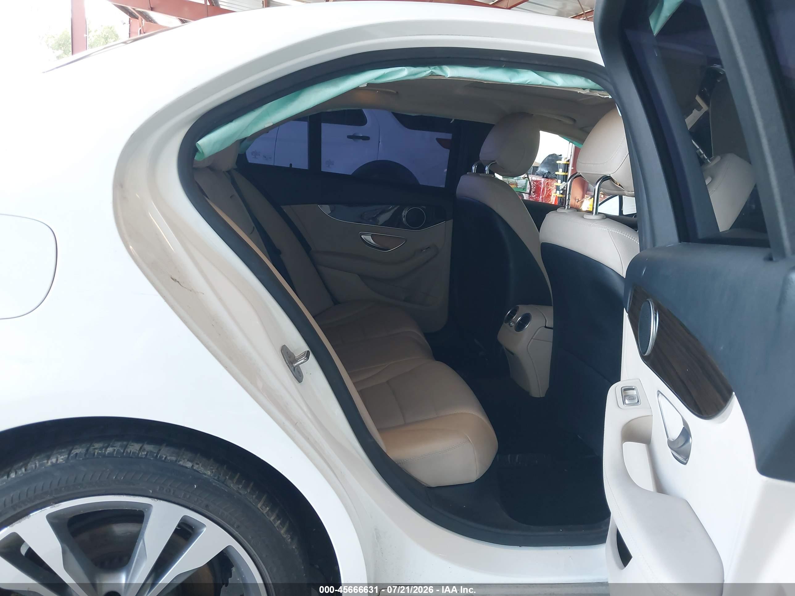 2019 MERCEDES-BENZ C 300 C300