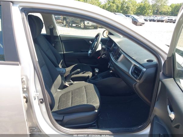 2022 KIA RIO S