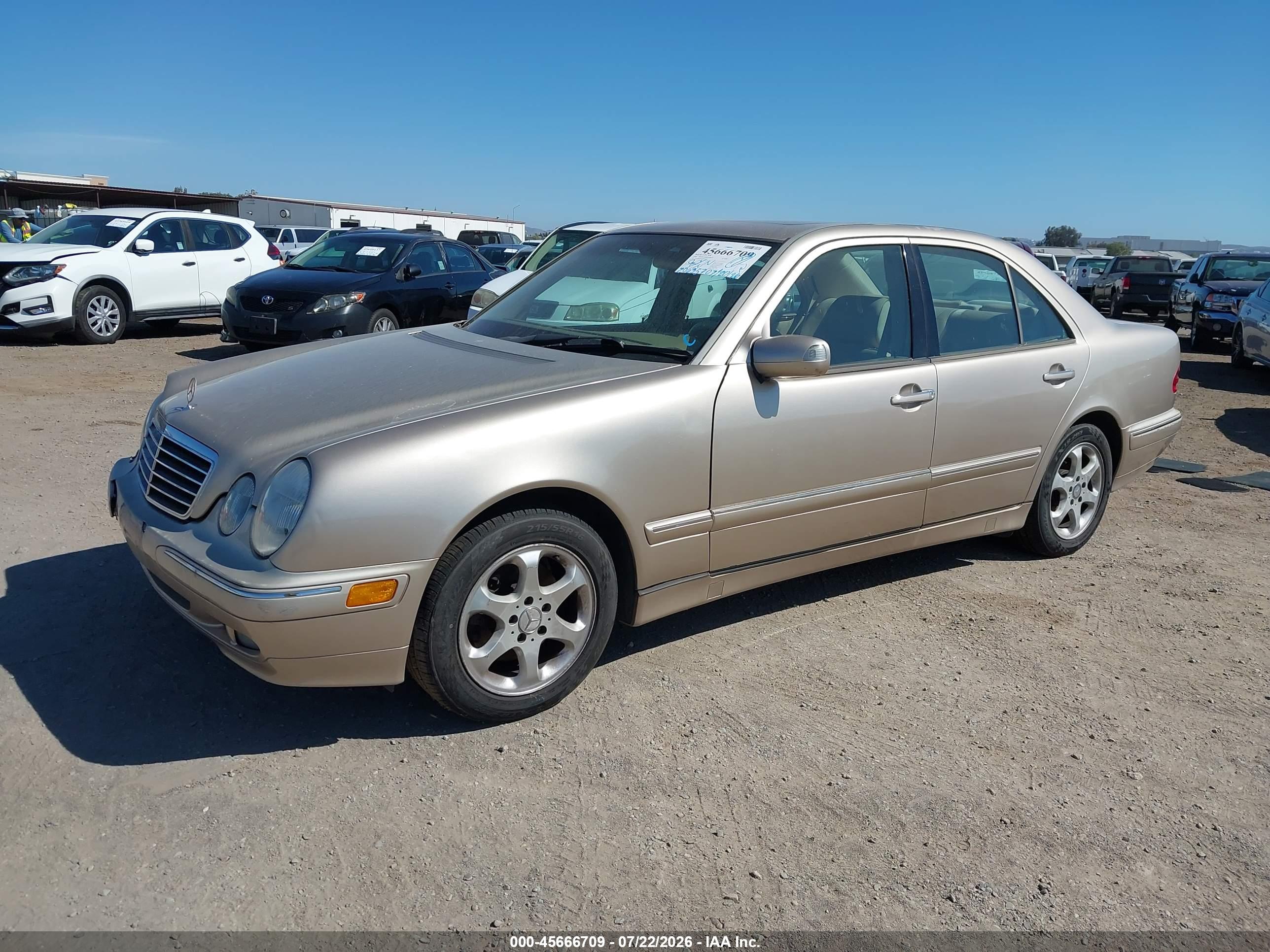 2002 MERCEDES-BENZ E 320 E320