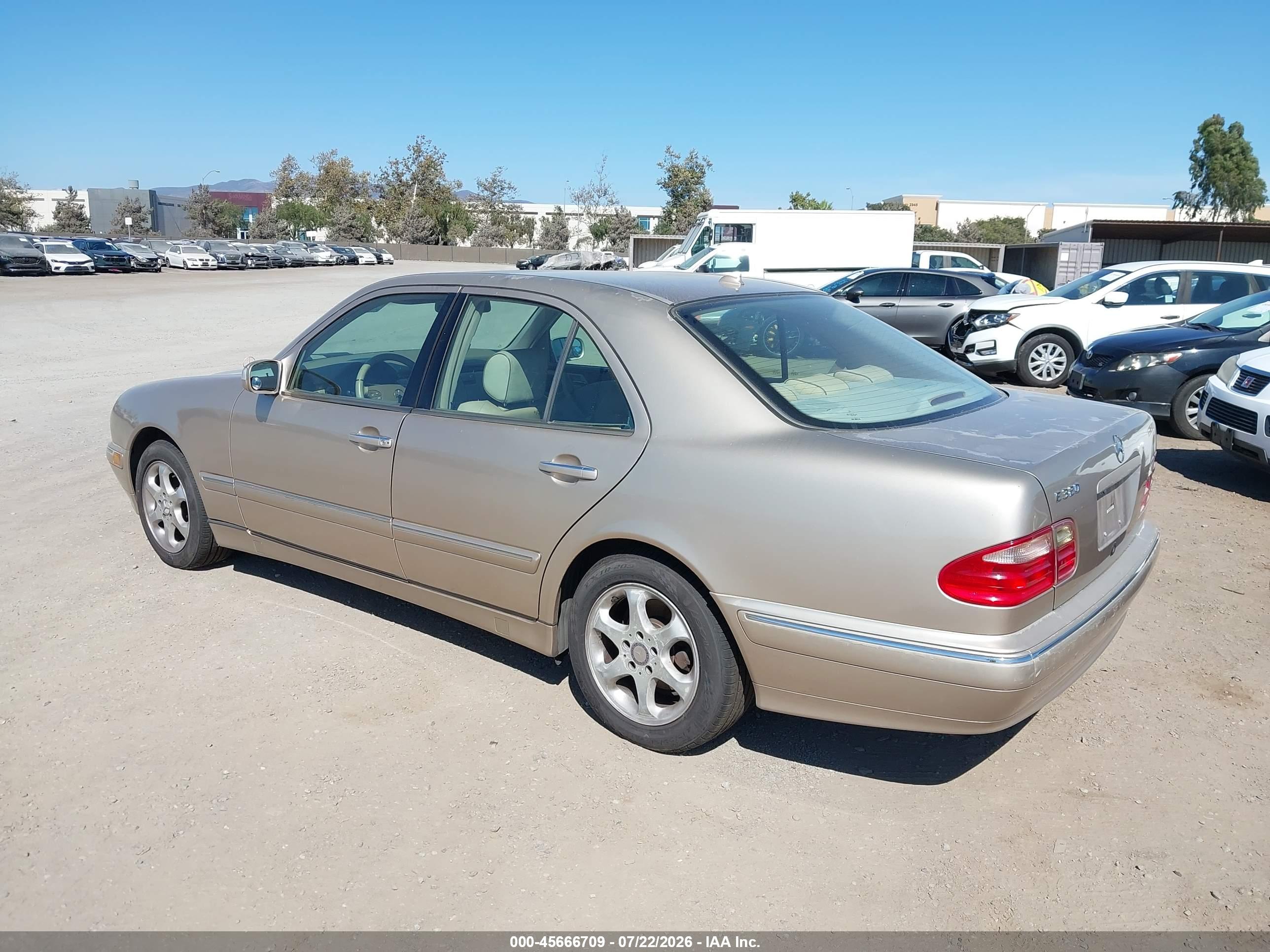 2002 MERCEDES-BENZ E 320 E320