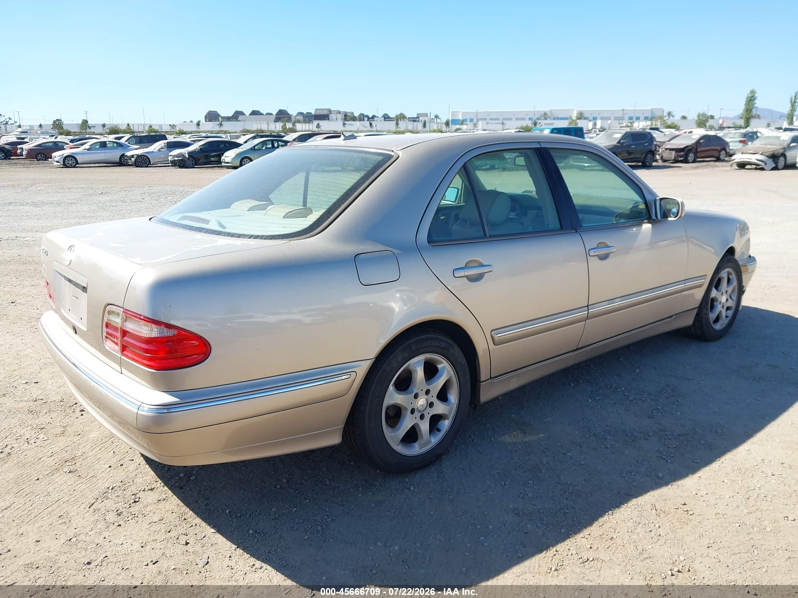 2002 MERCEDES-BENZ E 320 E320