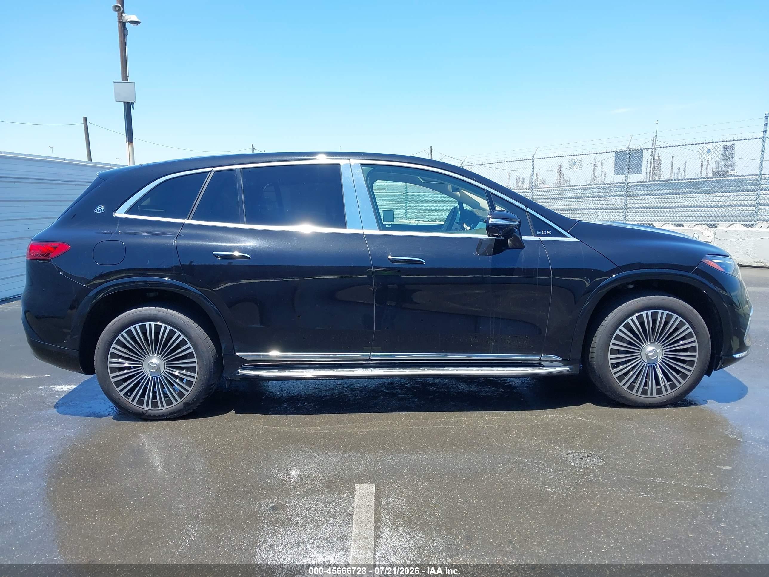 2025 MERCEDES-BENZ MAYBACH EQS 680 SUV 4MATIC