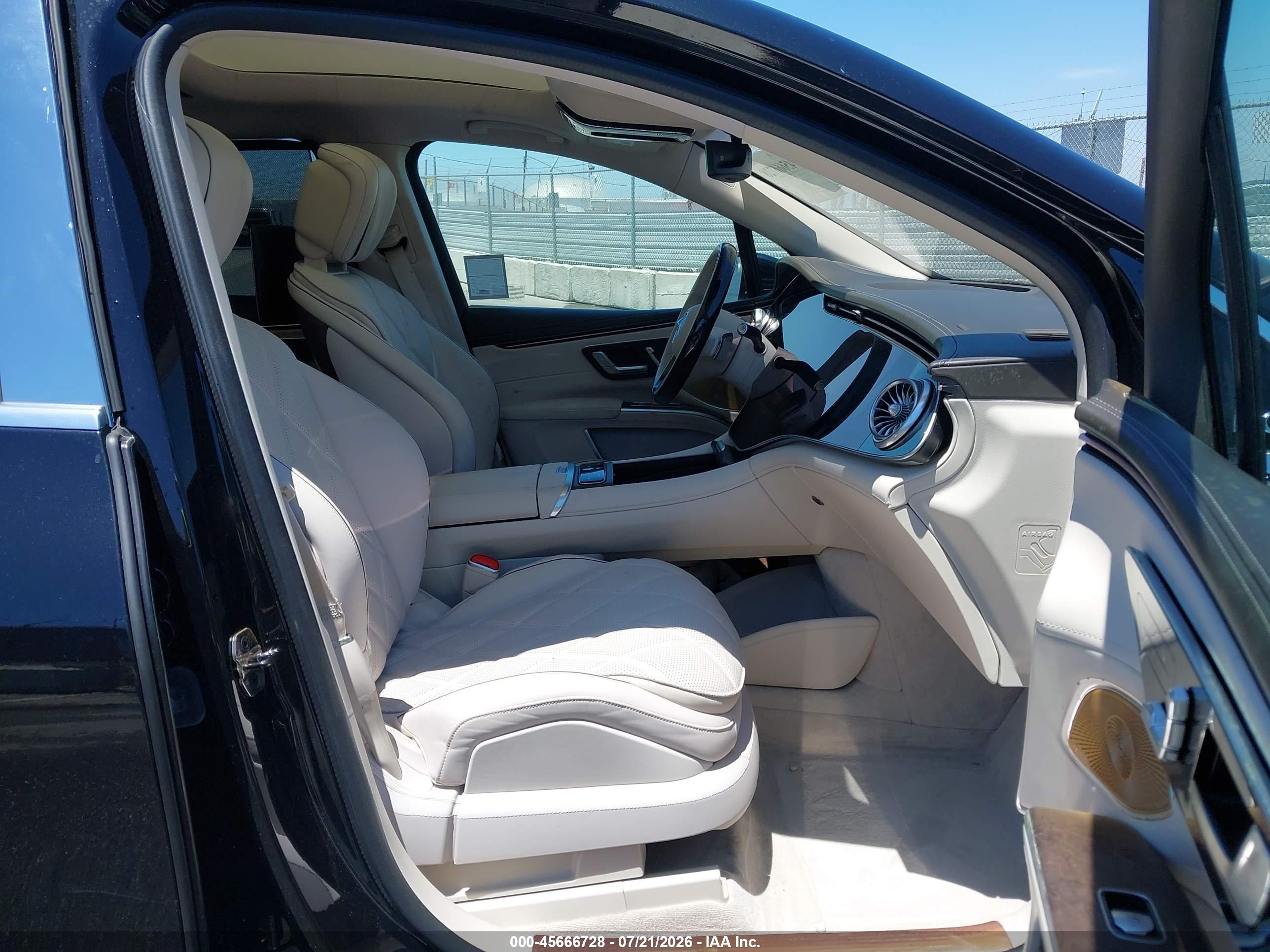 2025 MERCEDES-BENZ MAYBACH EQS 680 SUV 4MATIC