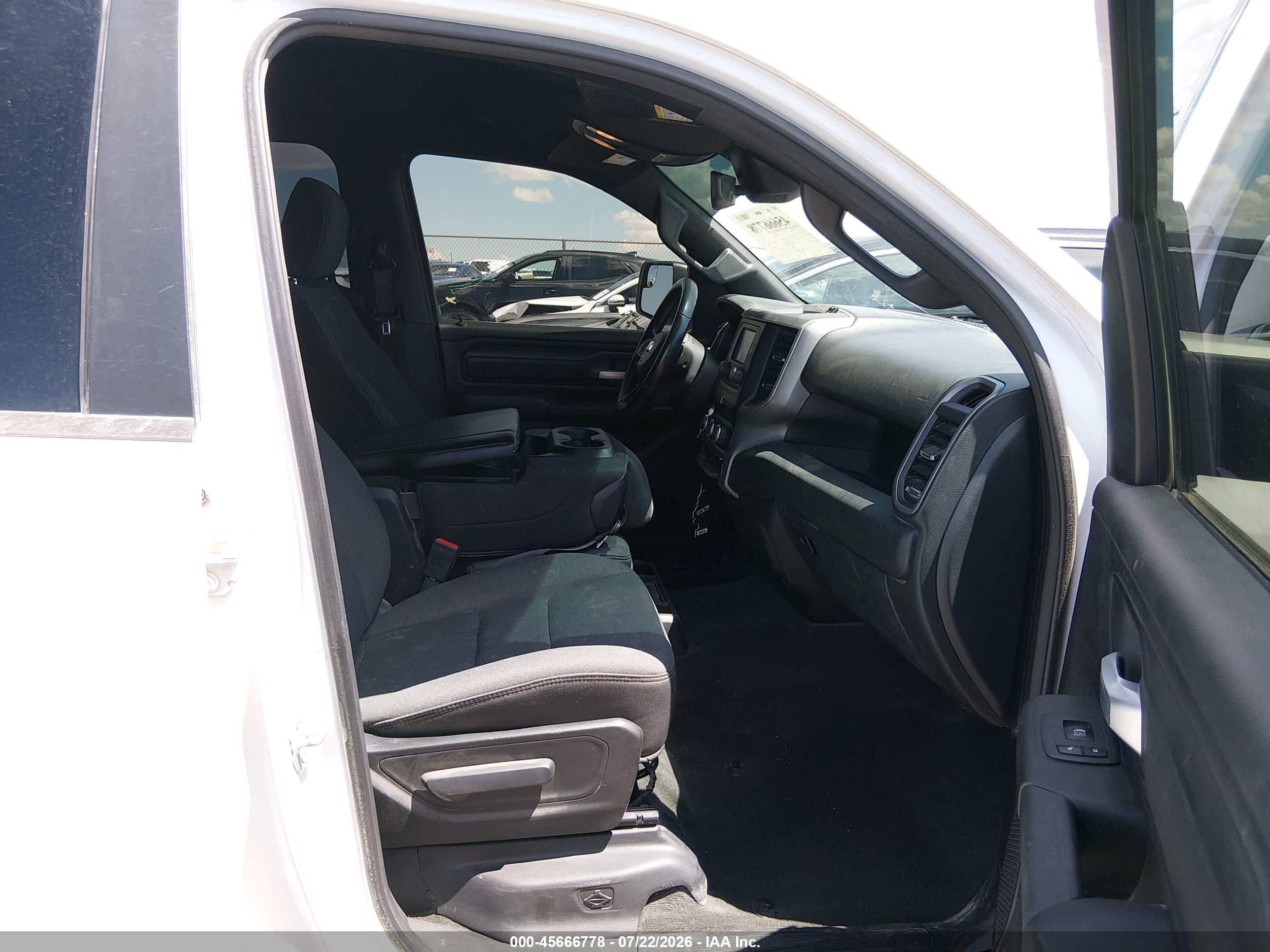 2023 RAM 1500 TRADESMAN  4X4 6'4 BOX