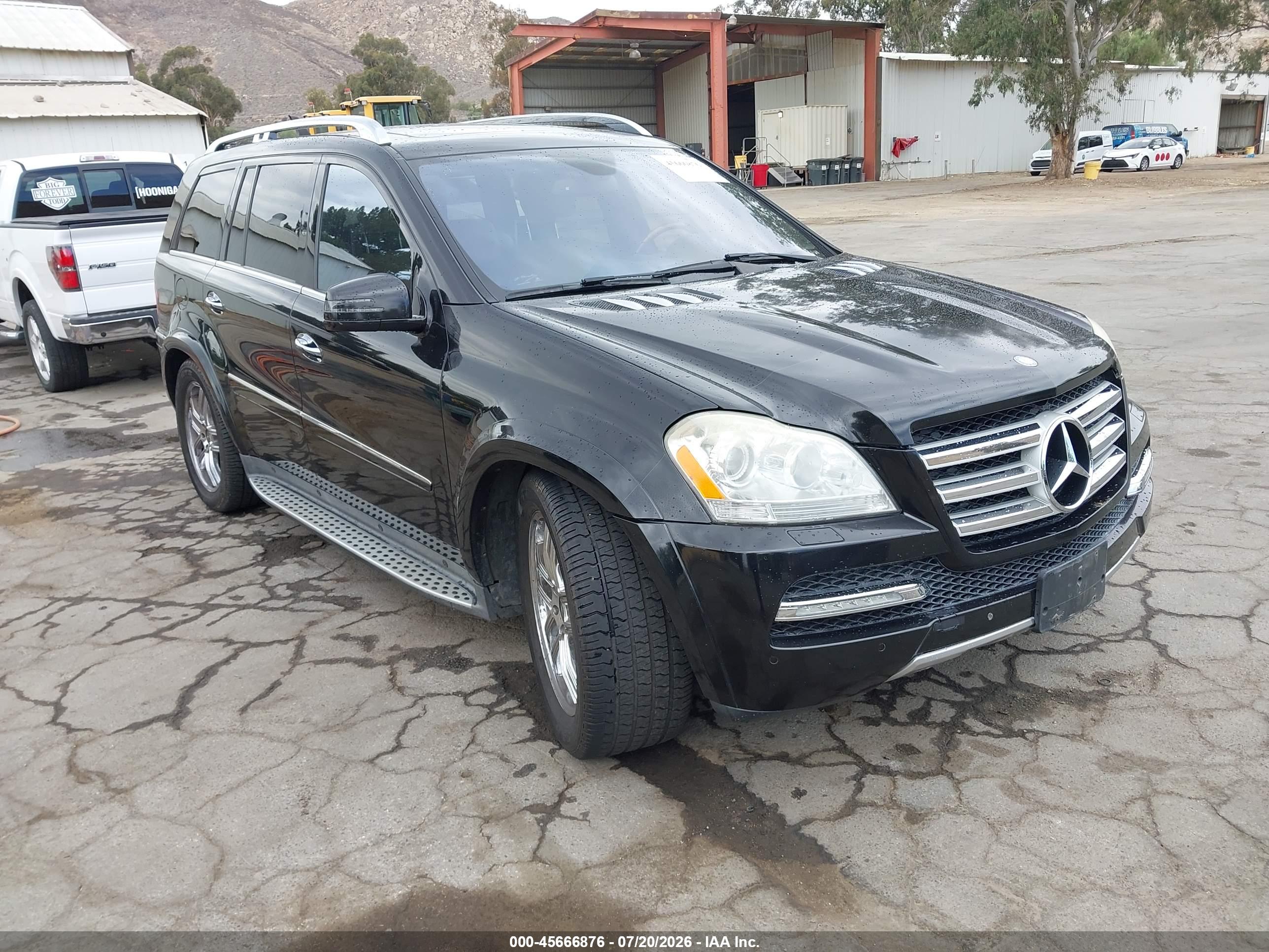 2011 MERCEDES-BENZ GL 550 GL550 4-MATIC