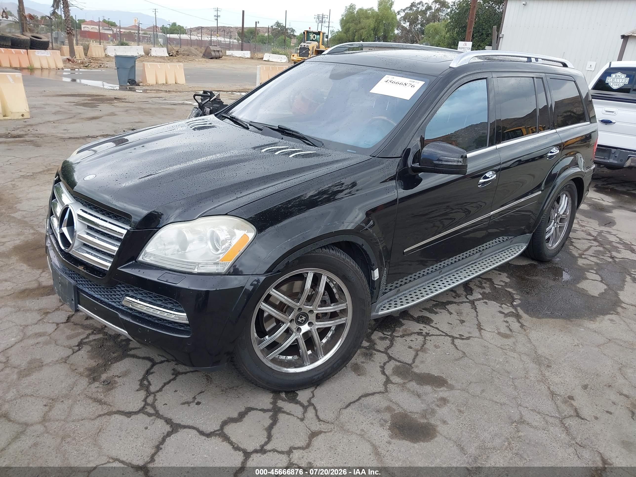 2011 MERCEDES-BENZ GL 550 GL550 4-MATIC