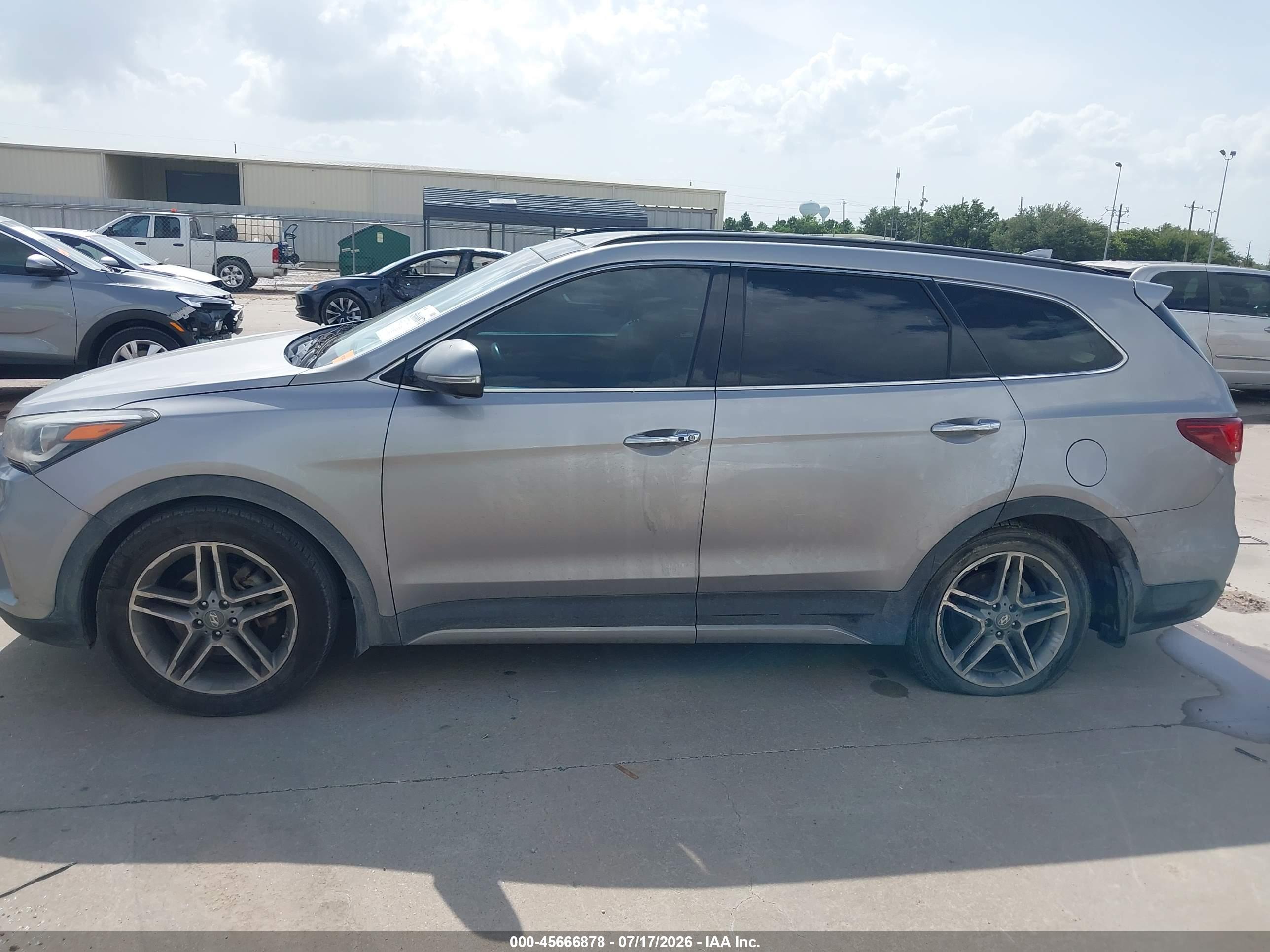 2017 HYUNDAI SANTA FE LIMITED ULTIMATE