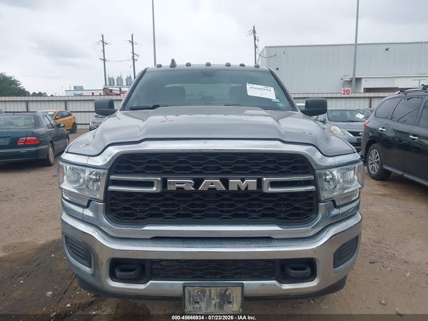 2022 RAM 2500 TRADESMAN  4X4 8' BOX