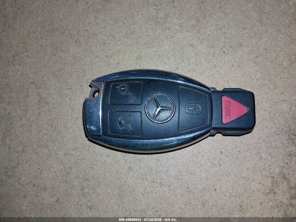 2017 MERCEDES-BENZ GLA 250 4MATIC