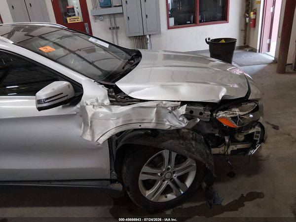2017 MERCEDES-BENZ GLA 250 4MATIC