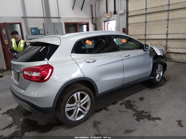 2017 MERCEDES-BENZ GLA 250 4MATIC