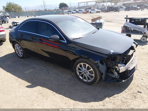 2021 MERCEDES-BENZ A 220 A220