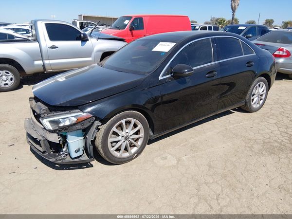 2021 MERCEDES-BENZ A 220 A220