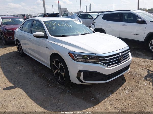 2021 VOLKSWAGEN PASSAT 2.0T R-LINE — I1