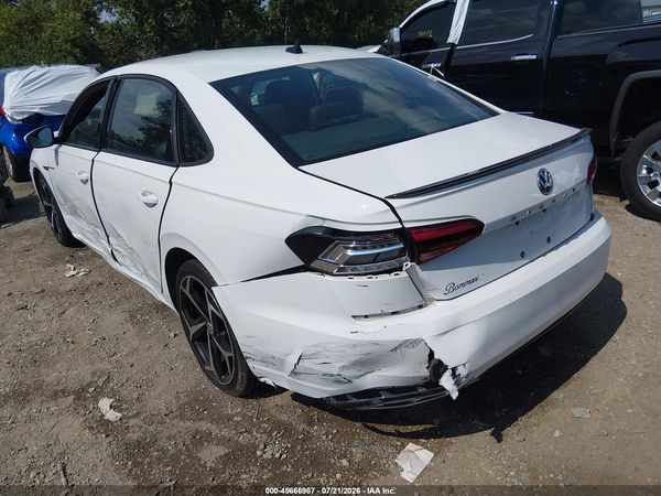 2021 VOLKSWAGEN PASSAT 2.0T R-LINE — I3