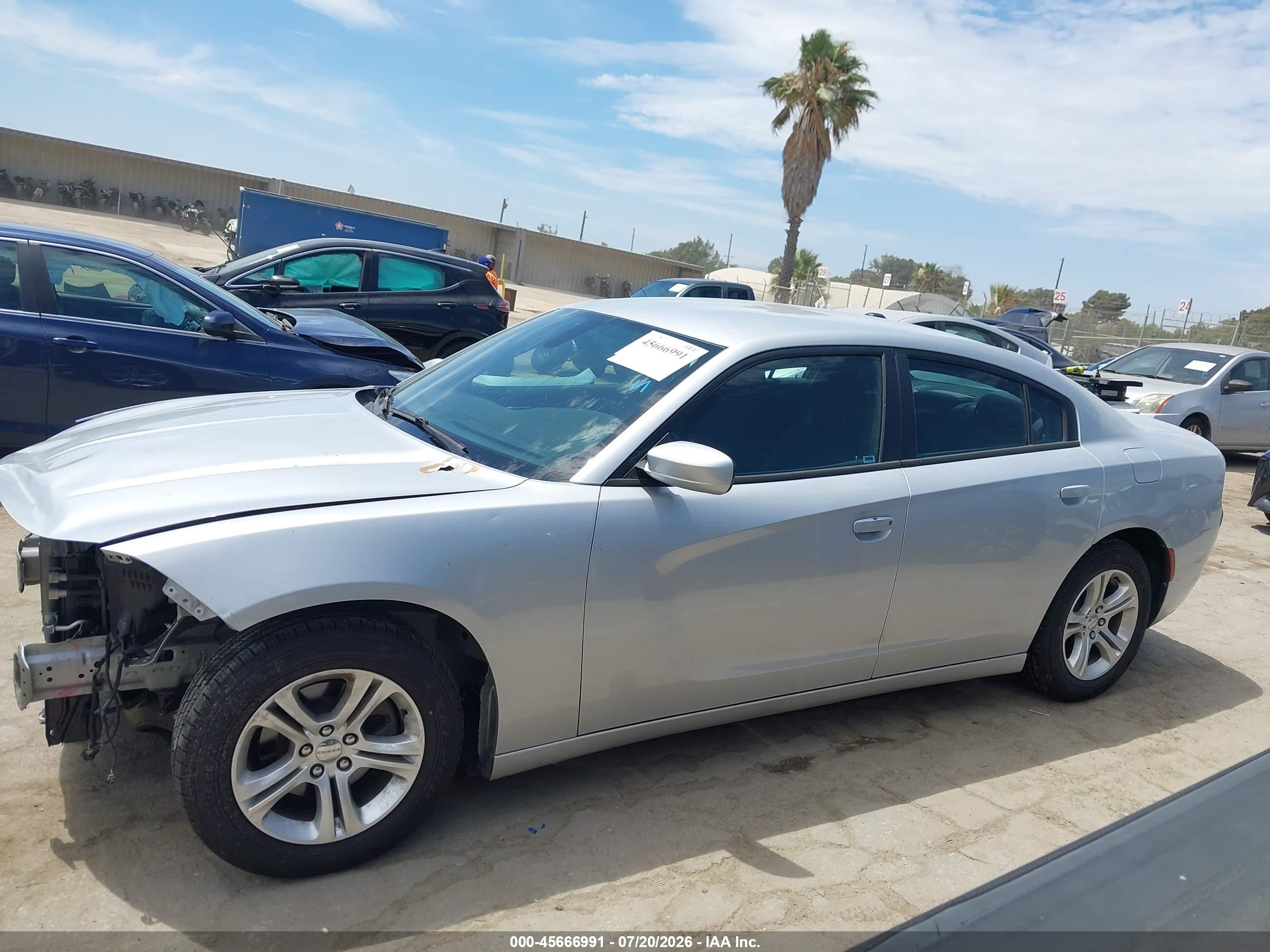 2019 DODGE CHARGER SXT RWD