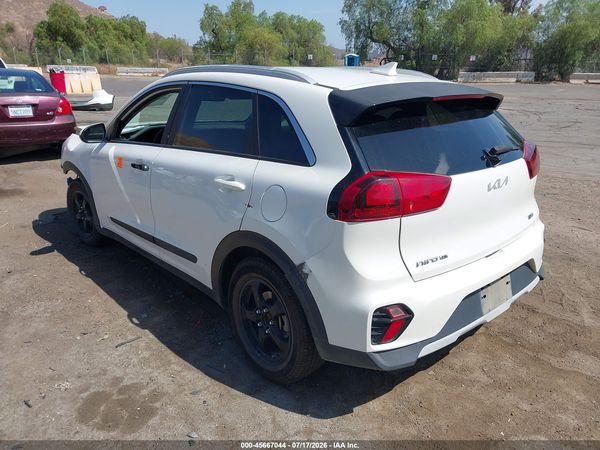 2022 KIA NIRO LX
