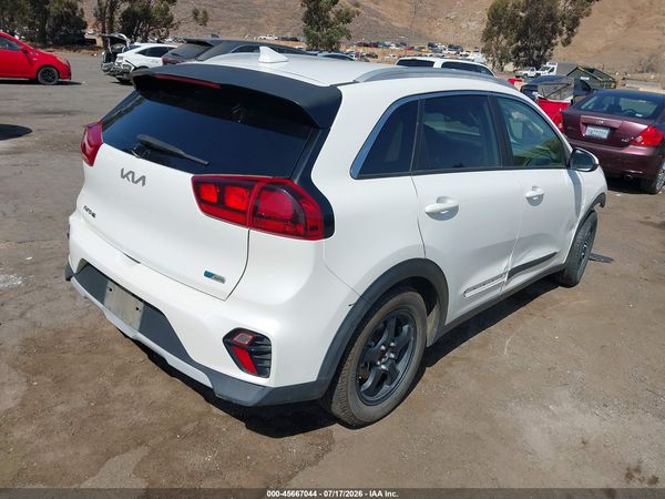 2022 KIA NIRO LX