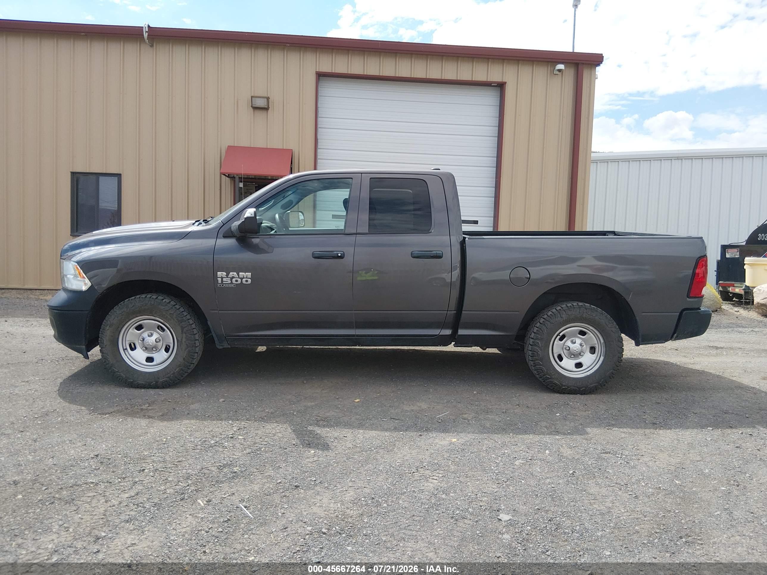 2020 RAM 1500 CLASSIC TRADESMAN  4X4 6'4 BOX