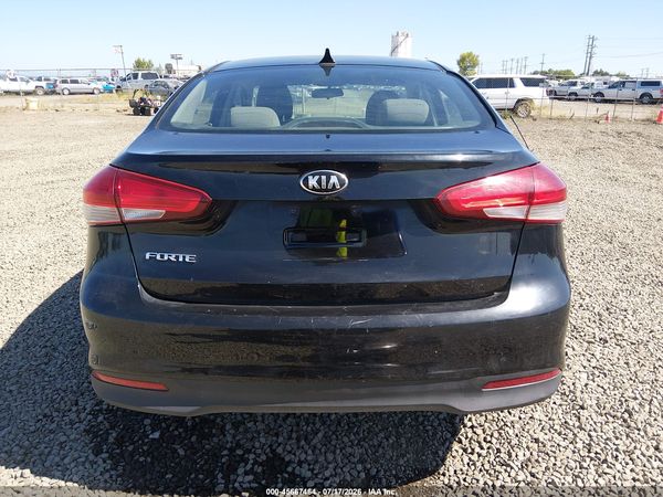 2017 KIA FORTE LX