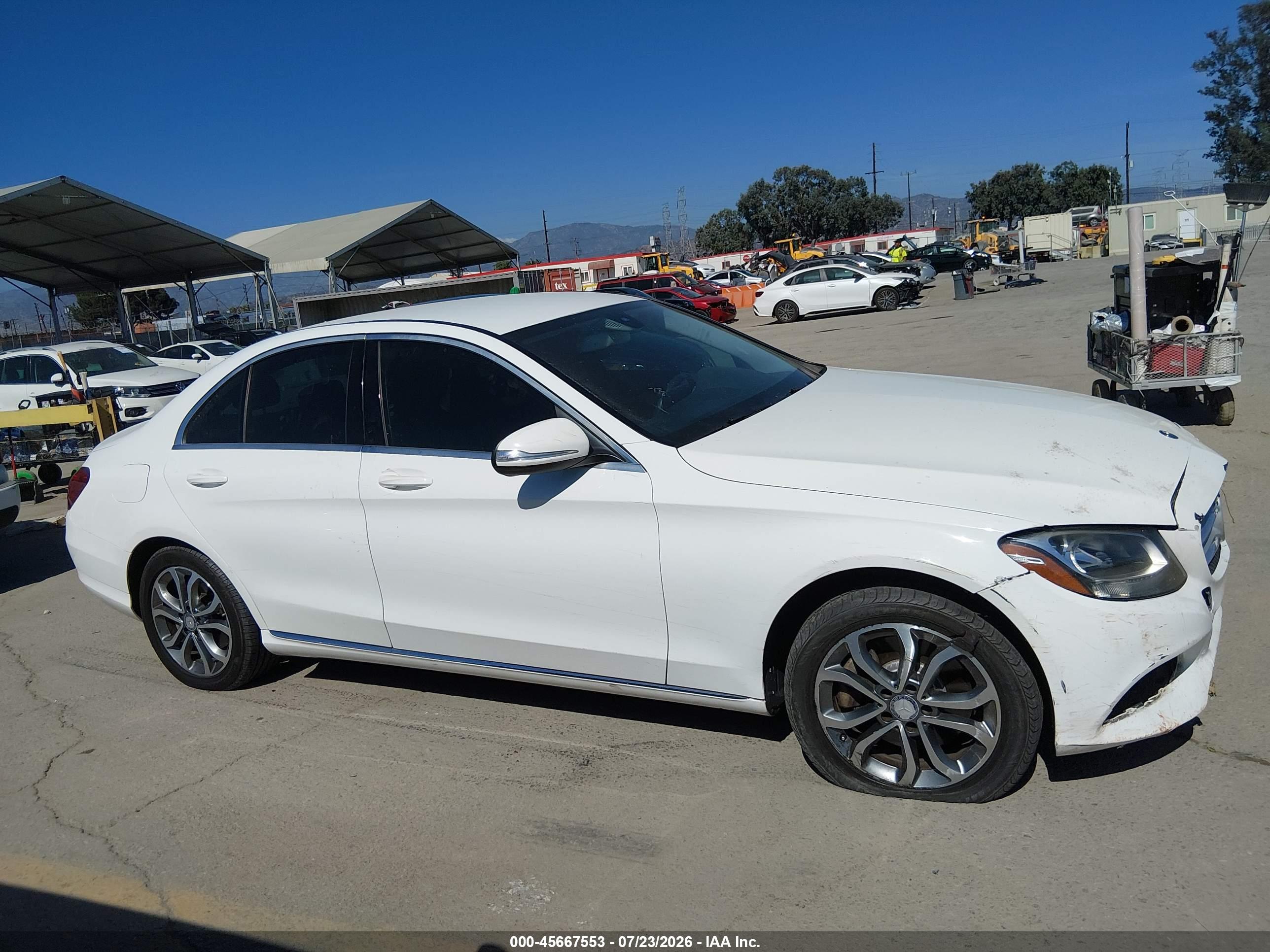 2015 MERCEDES-BENZ C 300 4MATIC