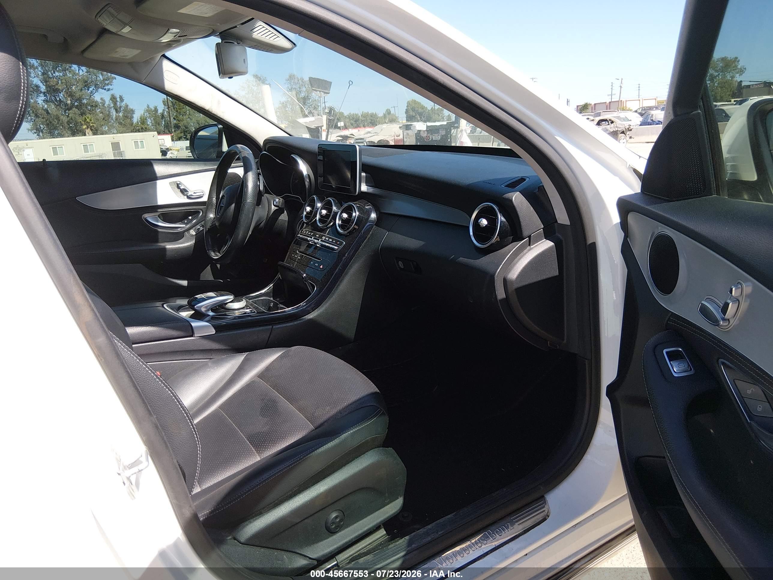 2015 MERCEDES-BENZ C 300 4MATIC