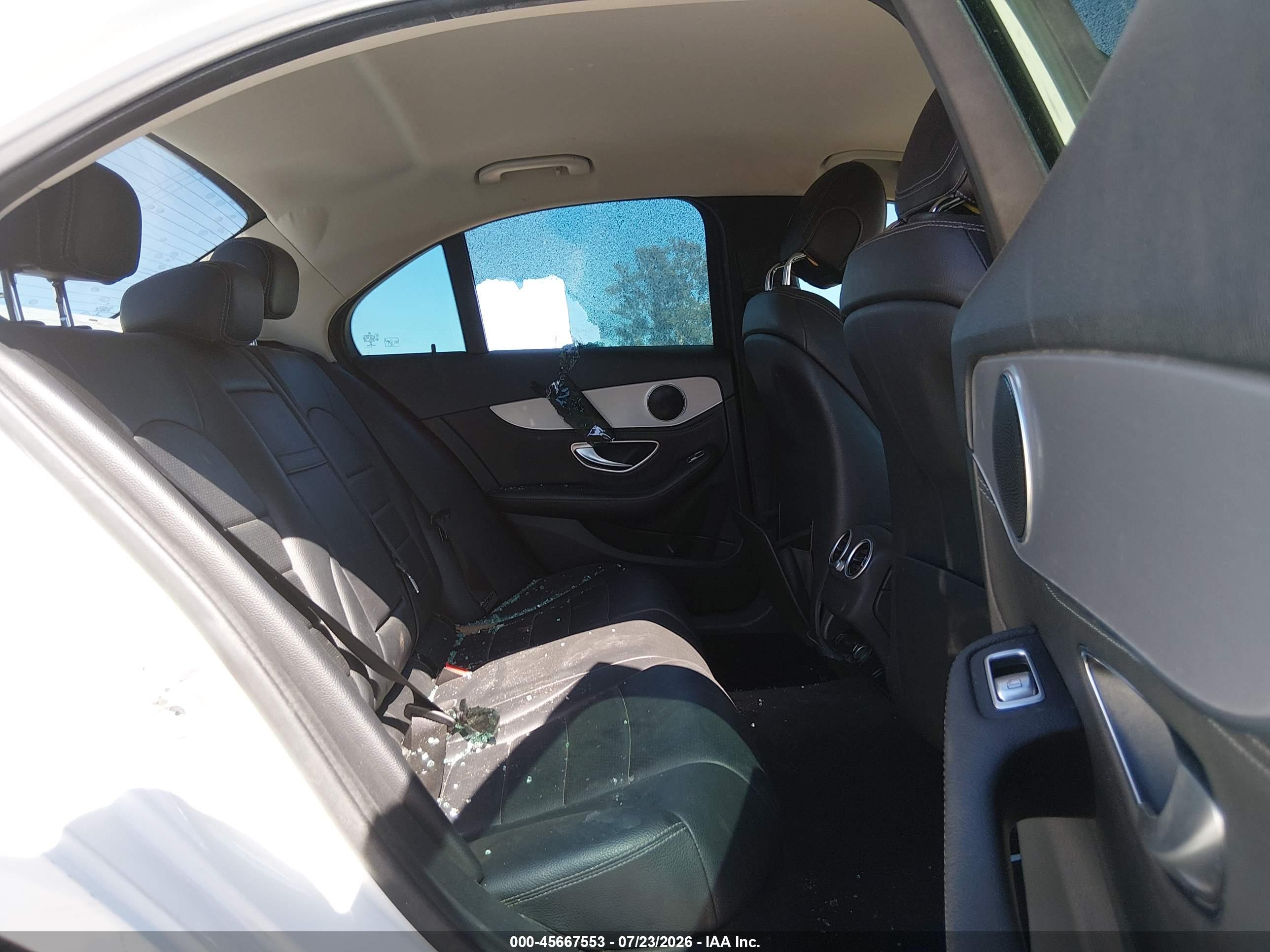 2015 MERCEDES-BENZ C 300 4MATIC