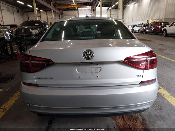 2018 VOLKSWAGEN PASSAT 2.0T SE — I119